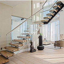 Manufactured Modern Mono Stringer Steel Staircase with Glass Railing PR-L49