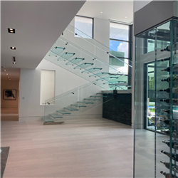 Custom galvznized steel mono stringer tempered laminated glass tread straight staircase for villa PR-T44